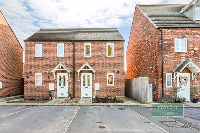 2 Bedroom Semi Detached House For Sale In Cammidge Way, Doncaster, DN4