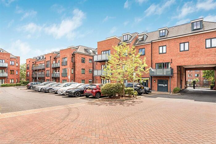 1 Bedroom Property For Sale In Sudbury Hill, Harrow, HA1