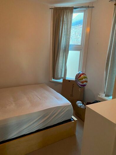 2 Bedroom Flat To Rent In Ellesmere Road, London, W4