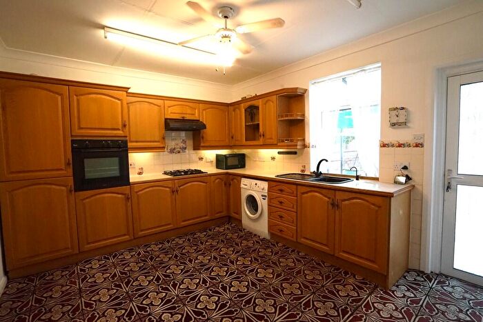 3 Bedroom End Of Terrace House For Sale In North View, New Lambton, Houghton Le Spring, DH4