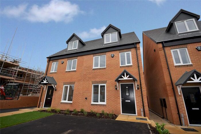 3 Bedroom Semi-Detached House To Rent In Buckthorn Avenue, Meanwood, Leeds, LS7