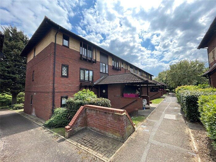 1 Bedroom Apartment For Sale In Troutbeck, Peartree Bridge, MK6