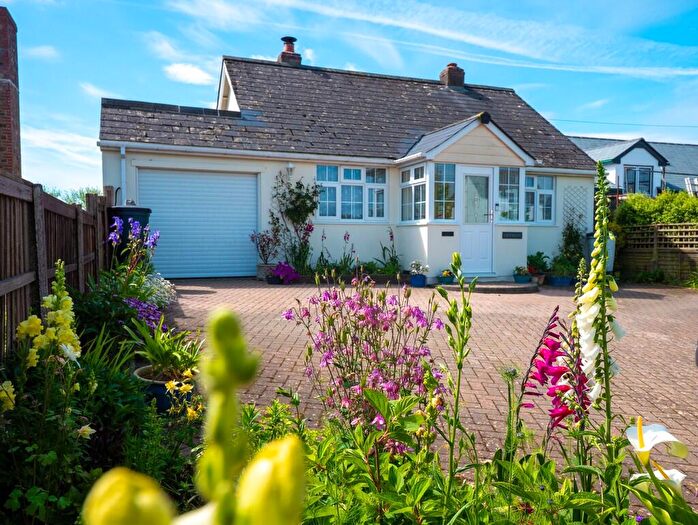 3 Bedroom Detached Bungalow For Sale In Hobbacott Lane, Marhamchurch, EX23