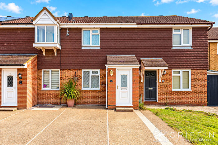 2 Bedroom Terraced House For Sale In Burns Place, Tilbury, RM18