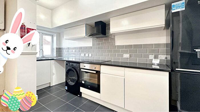 1 Bedroom Flat To Rent In Coldharbour Road, Westbury Park, BS6