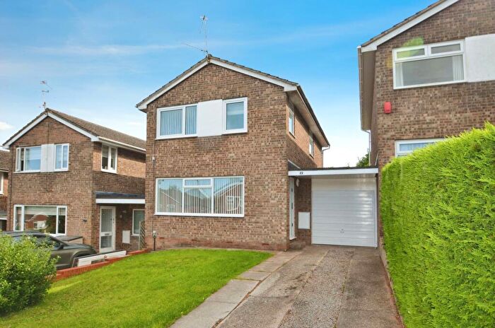 3 Bedroom Link Detached House To Rent In Hydrangea Close, Cardiff, CF23