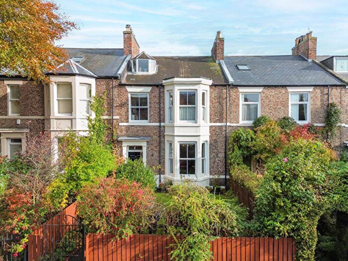 6 Bedroom Terraced House For Sale In Spring Terrace, North Shields, North Tyneside, NE29