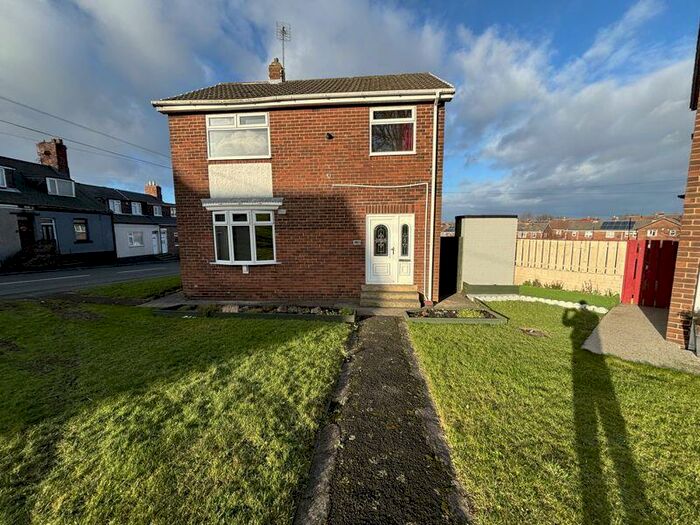 3 Bedroom Semi-Detached House To Rent In Pemberton Bank, Houghton Le Spring, DH5