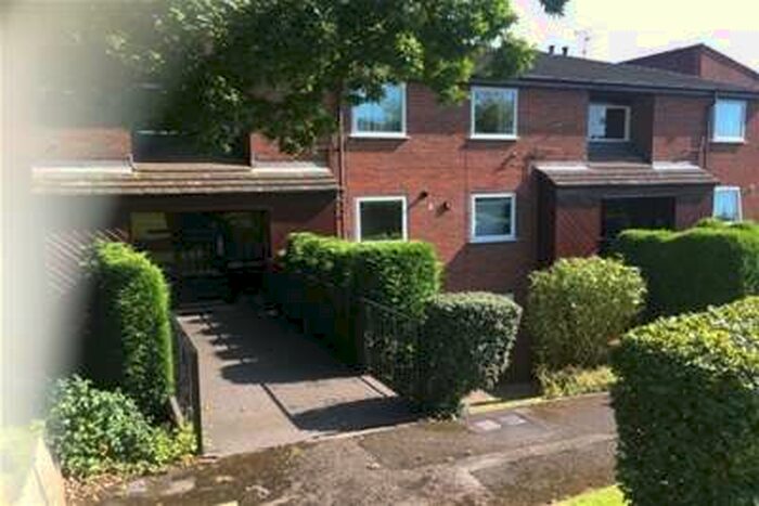 2 Bedroom Flat To Rent In Shelley Court; Cheadle Hulme; SK8