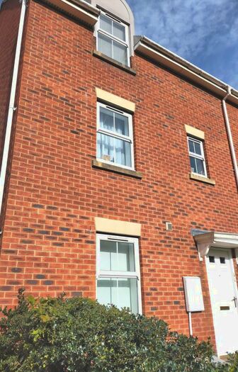 3 Bedroom Apartment To Rent In Wright Way, Stapleton, Bristol, BS16