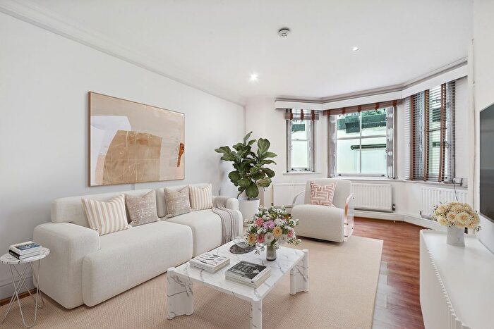 1 Bedroom Flat To Rent In Stanhope Gardens, South Kensington, SW7