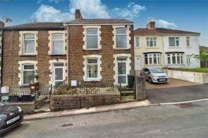 2 Bedroom Property To Rent In Bethlehem Road, Skewen, Neath, SA10