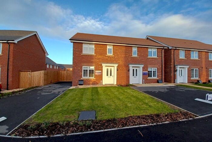 2 Bedroom Semi-Detached House To Rent In Evesham Road, Stratford-Upon-Avon, CV37