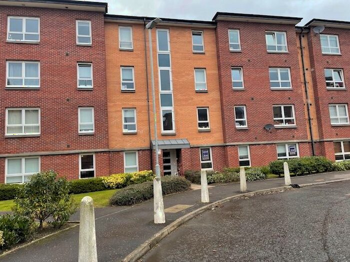 2 Bedroom Flat To Rent In Springfield Gardens, Dalmarnock, Glasgow, G31