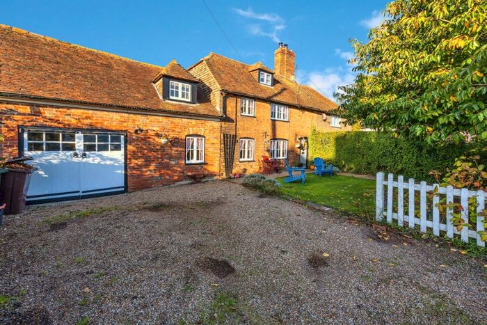 4 Bedroom Terraced House For Sale In Ruckinge Road, Bilsington, Ashford, TN25