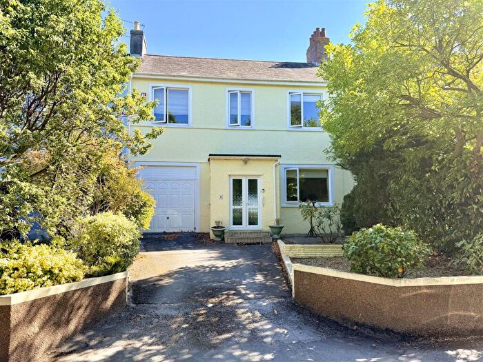 4 Bedroom Terraced House For Sale In Earls Acre, Plymouth, PL3