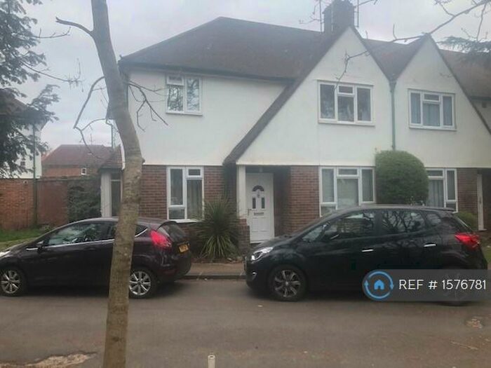 2 Bedroom Flat To Rent In Stanmore, Stanmore, HA7