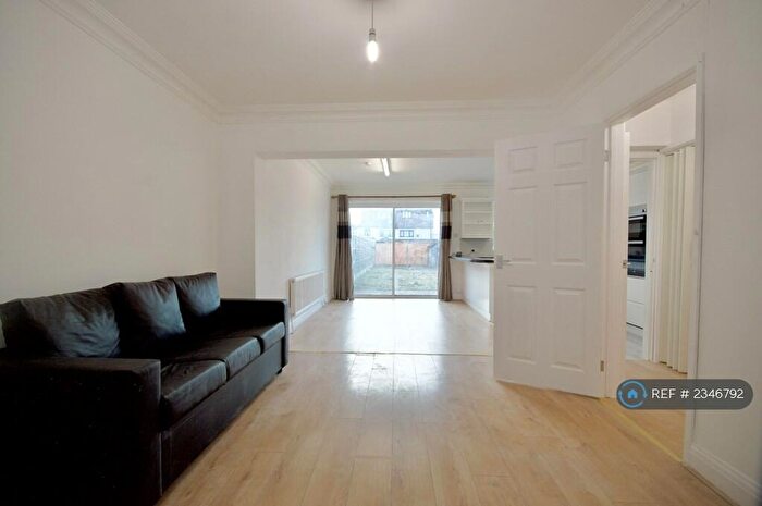 4 Bedroom Semi-Detached House To Rent In Holyrood Avenue, Harrow, HA2