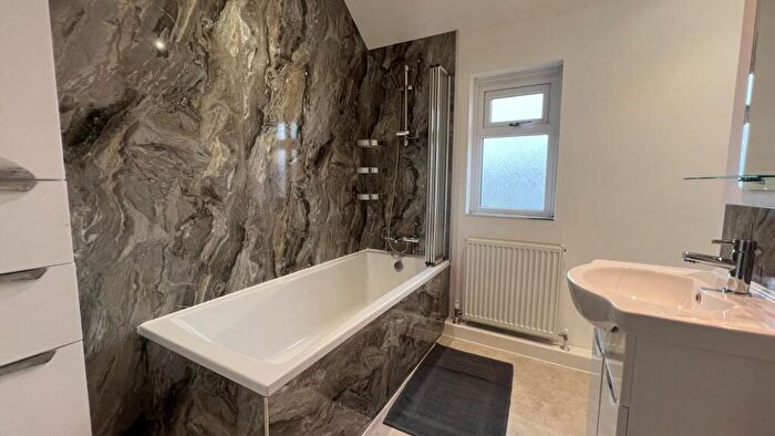 4 Bedroom House To Rent In Coleford Road, Bristol, BS10
