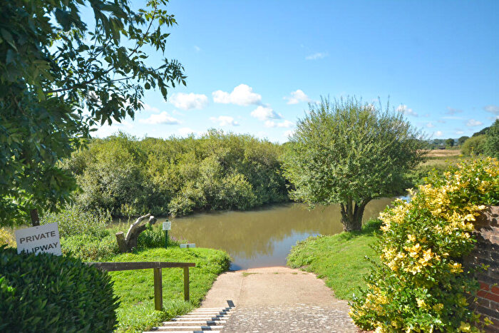 2 Bedroom Apartment For Sale In Riverside Court (Pulborough), Pulborough, RH20