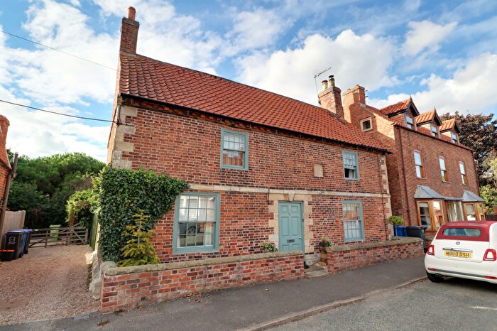 4 Bedroom Detached House For Sale In High Street, Newton-On-Trent, LN1