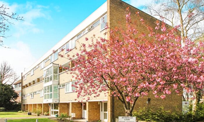 2 Bedroom Flat To Rent In Beckenham Court, The Avenue, Beckenham, London, BR3