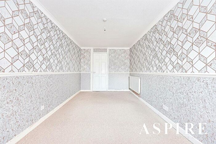 2 Bedroom Terraced House For Sale In Eastbrooks Mews, Pitsea, SS13