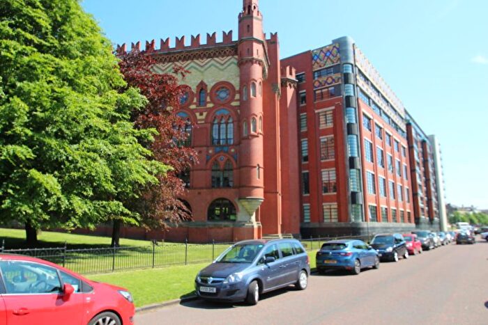 1 Bedroom Apartment To Rent In Templeton Court, Glasgow Green, G40