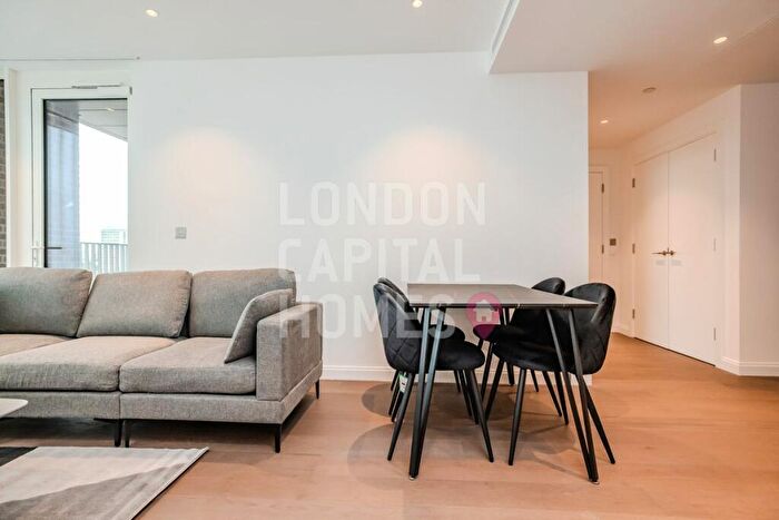 2 Bedroom Apartment To Rent In Gasholder Place, London, SE11