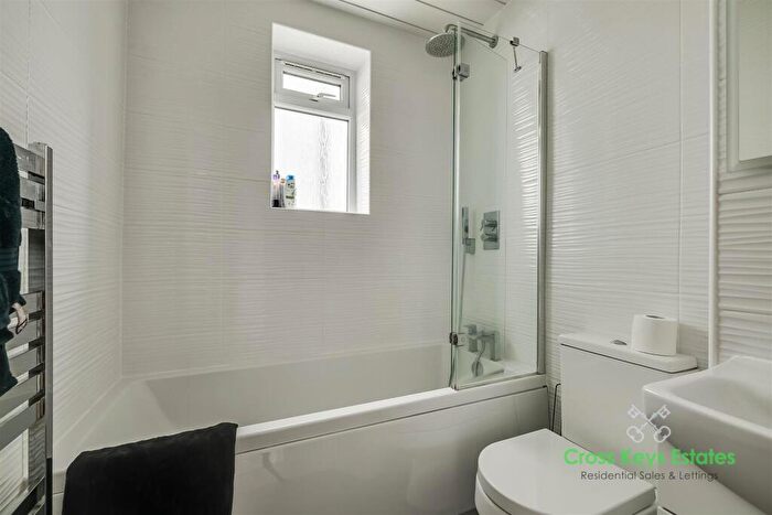 2 Bedroom Bungalow For Sale In Valley View Road, Plymouth, PL3