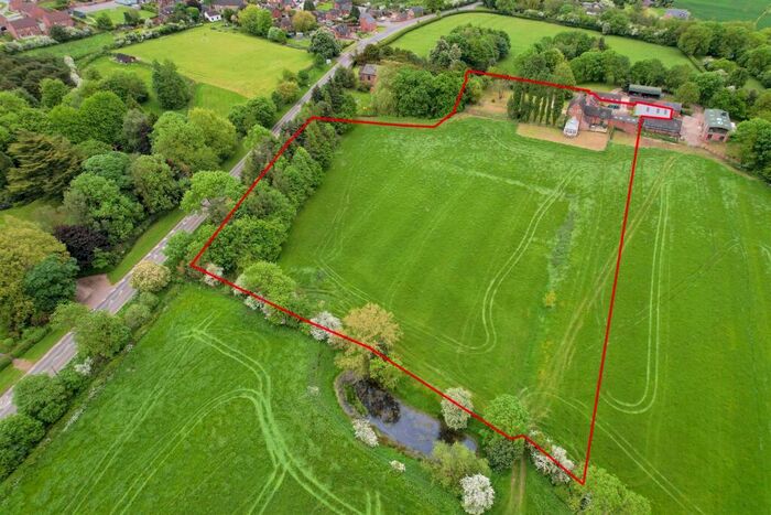 6 Bedroom Character Property For Sale In Measham Road, Snarestone, DE12