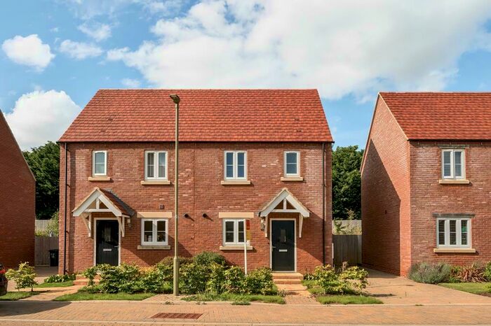 2 Bedroom Semi-Detached House To Rent In Hook Norton, Oxfordshire, OX15