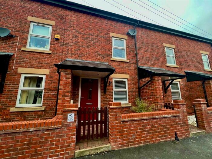 4 Bedroom Town House To Rent In Hope Street, Hazel Grove, Stockport, SK7