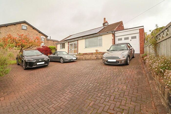 3 Bedroom Detached Bungalow For Sale In Green Lane, Hollingworth, SK14