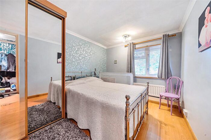 2 Bedroom Flat For Sale In Weston Road, Bromley, BR1