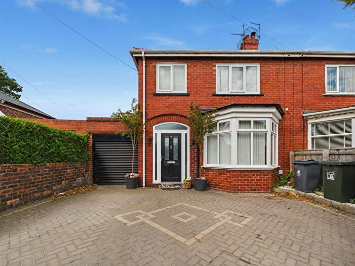 3 Bedroom Semi-Detached House To Rent In Wembley Avenue, Whitley Bay, NE25