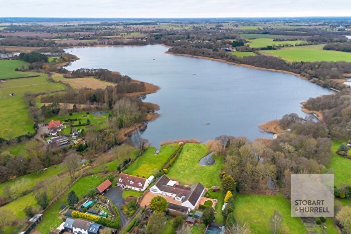 6 Bedroom Detached Bungalow For Sale In Hamilton House, Thrigby Road, Filby, Norfolk, NR29