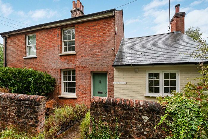 3 Bedroom Semi Detached House For Sale In Lemsford Village, Lemsford, Welwyn Garden City, AL8