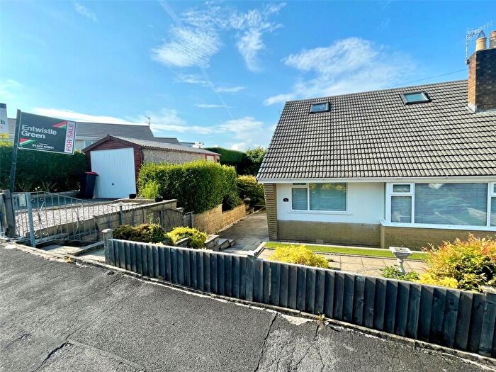 2 Bedroom Bungalow For Sale In Wordsworth Avenue, Bolton Le Sands, Carnforth, Lancashire, LA5