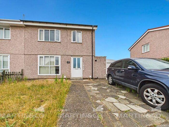 3 Bedroom Semi-Detached House For Sale In Hereford Road, Doncaster, DN2