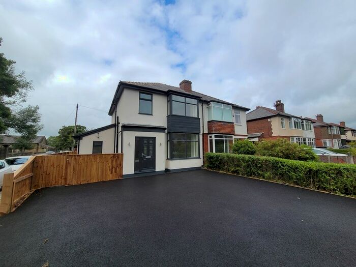 3 Bedroom Semi-Detached House To Rent In Walmersley Road, Bury, BL9