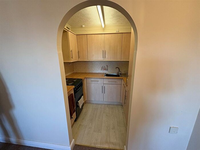 1 Bedroom Flat To Rent In Conway Road, Colwyn Bay, LL29