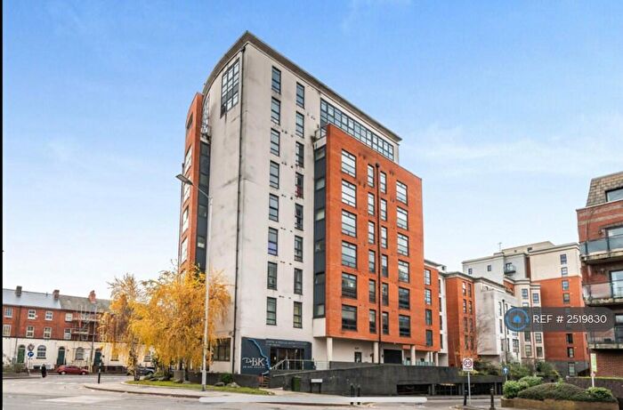 3 Bedroom Flat To Rent In Kennet Street, Reading, RG1