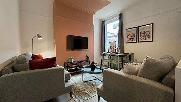 4 Bedroom Semi Detached House To Rent In Empress Road, Liverpool, L7