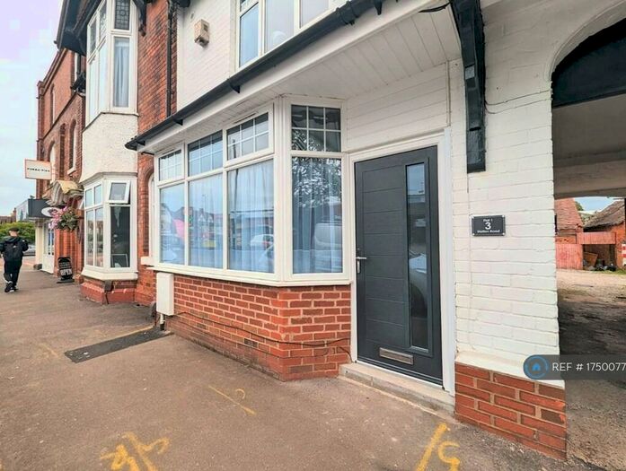 1 Bedroom Flat To Rent In Station Road, Northfield, Birmingham, B31