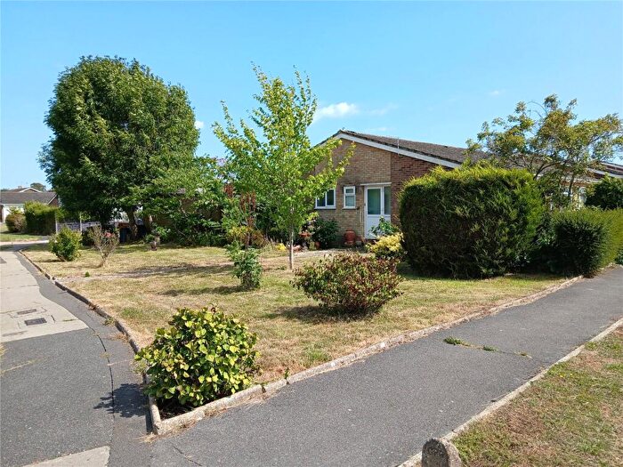 2 Bedroom Bungalow To Rent In Acorn Green, Hailsham, East Sussex, BN27