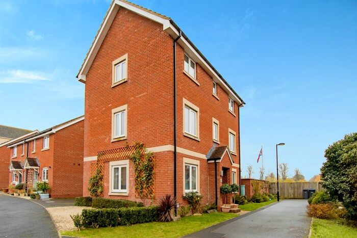 4 Bedroom Detached House To Rent In Castle Well Road, Old Sarum, Salisbury, SP4