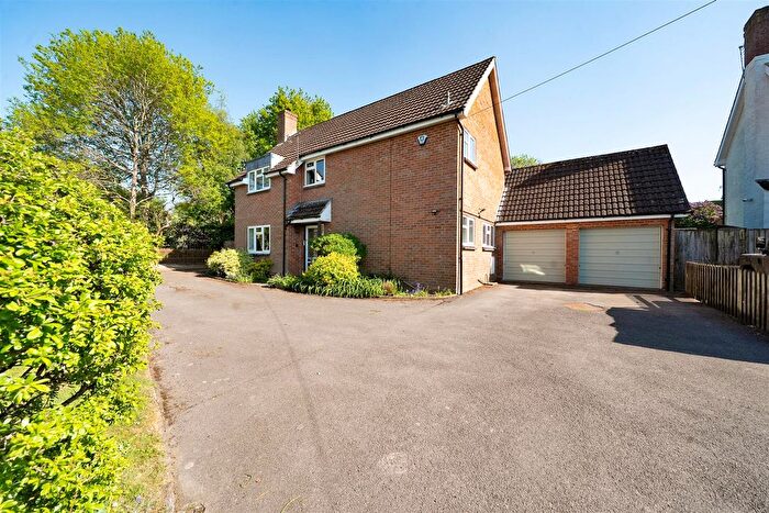 4 Bedroom Detached House For Sale In The Green, Urchfont, SN10