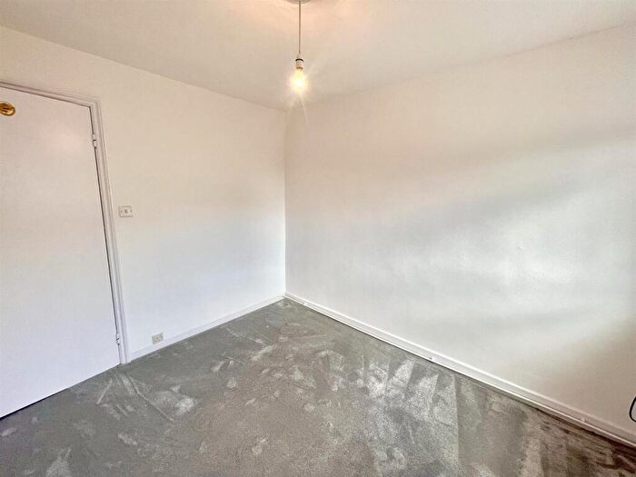2 Bedroom Detached House To Rent In B Toms Town LaneStudleyWarks., B80