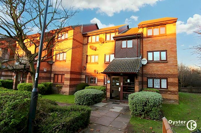 1 Bedroom Apartment To Rent In Harp Island Close, London, NW10